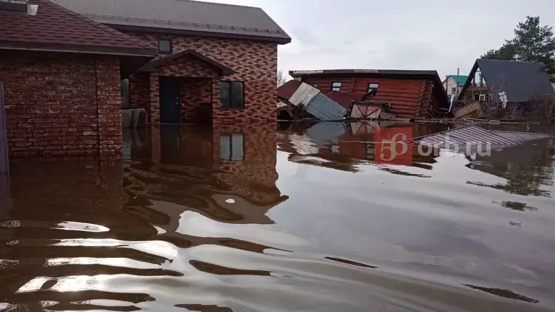 Жители Оренбурга через суд доказали факт проживания в доме в зоне подтопления
